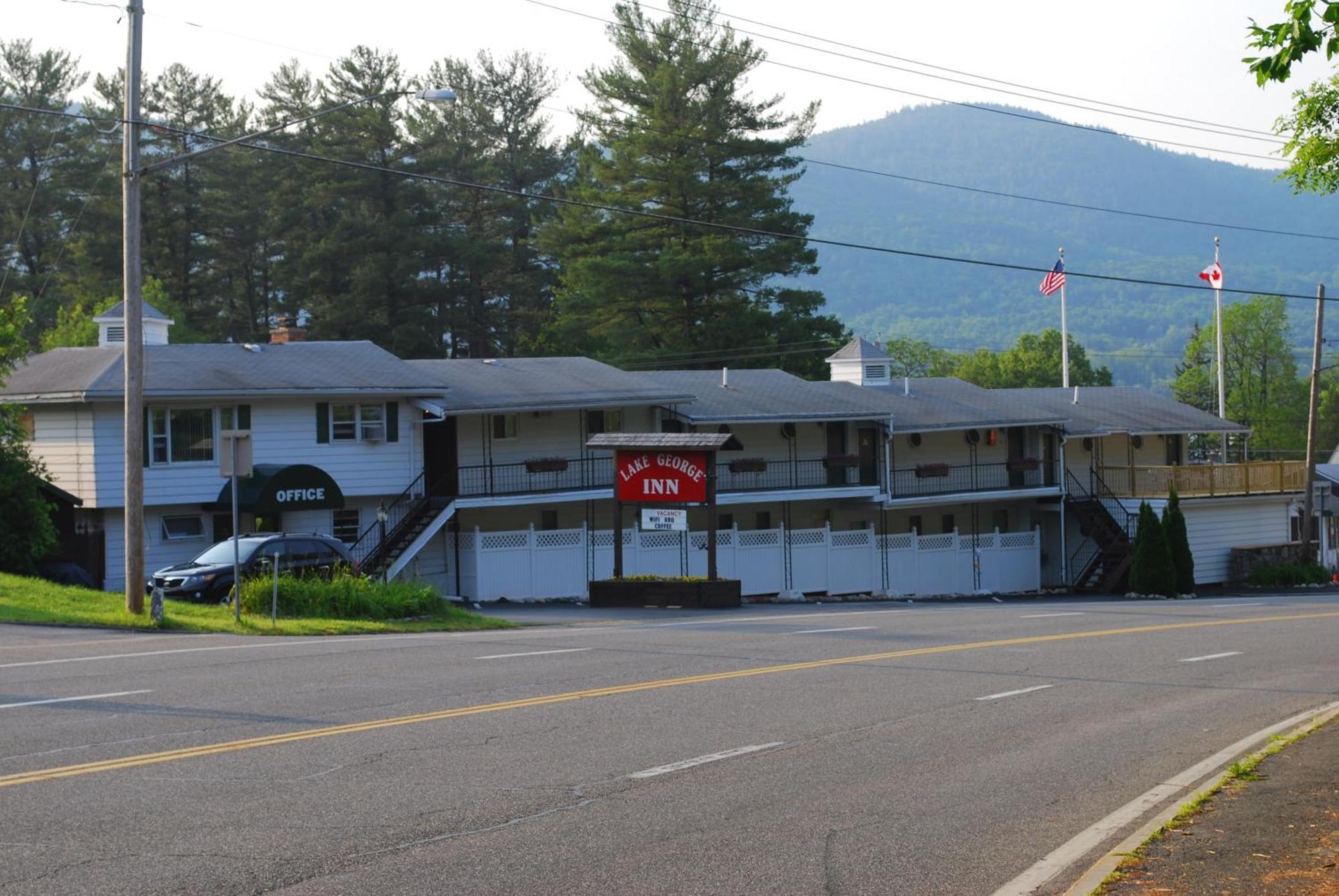 The Lake George Inn Esterno foto