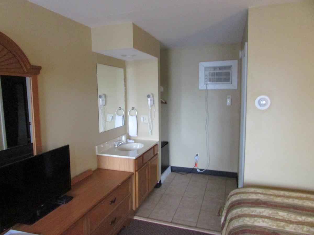 The Lake George Inn Esterno foto