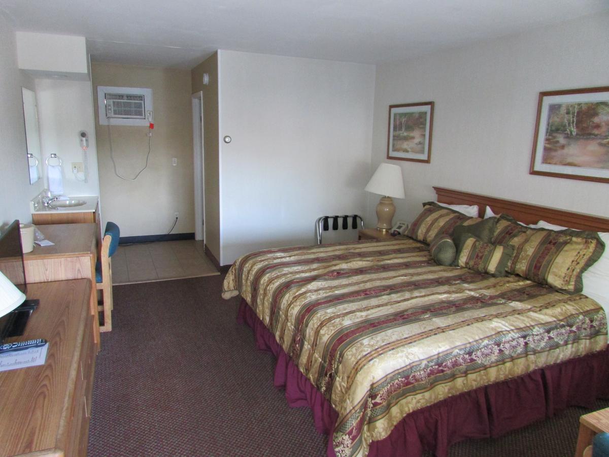 The Lake George Inn Esterno foto