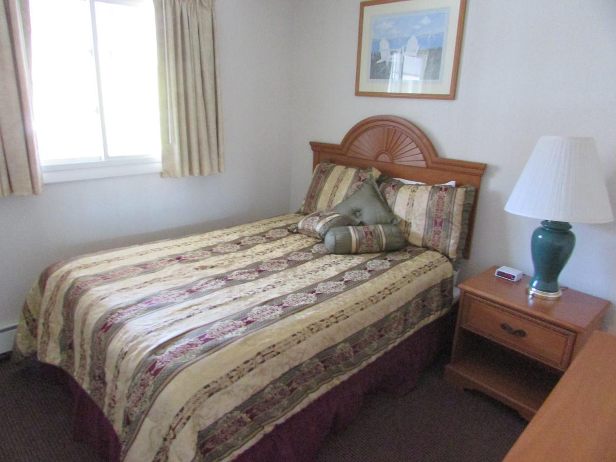 The Lake George Inn Esterno foto
